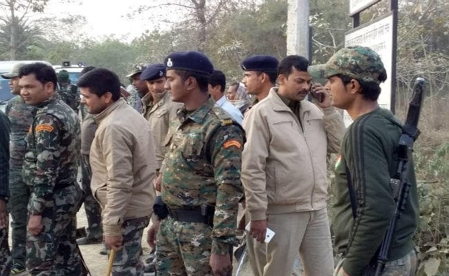 रंगदारी नहीं मिलने पर अपराधियों ने सड़क निर्माण कंपनी के मुंशी को गोलियों से किया छलनी