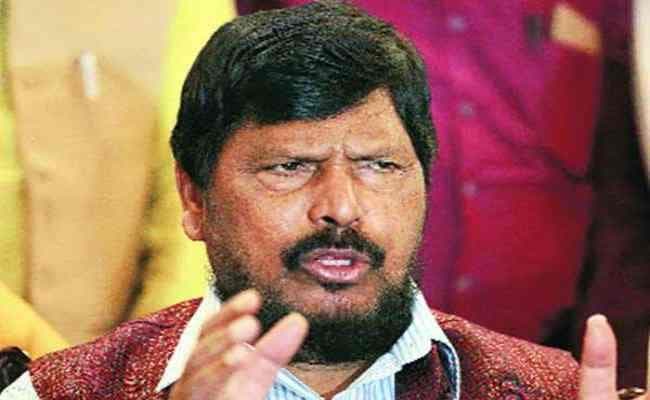 फिल्मी हस्तियों को धमकाने का काम न करे कांग्रेस, हर समय विरोध करें जरूरी नहीं : रामदास अठावले