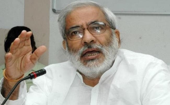 सपा-बसपा गठबंधन से कांग्रेस को बाहर रखना अच्छा नहीं : रघुवंश