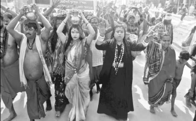 ब्रह्मांड के आस्था का केंद्र है गंगासागर : शंकराचार्य