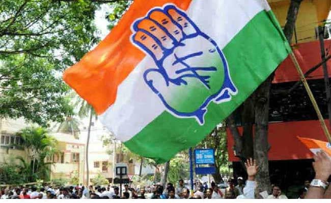 कर्नाटक संकट के लिए कांग्रेस दोषी