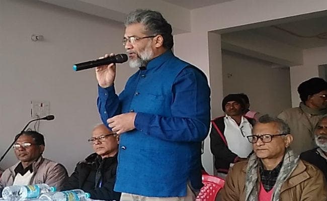 संविधान मिटाने की साजिश कर रही सरकार : दीपांकर