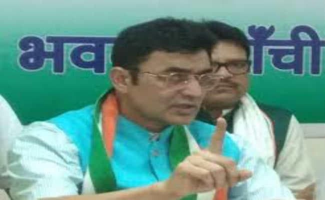 जमशेदपुर : नक्सली से बातचीत मामले में डॉ़ अजय पर चार्ज फ्रेम
