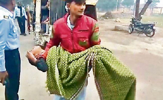 बाढ़ : अंगीठी जलाकर सोया परिवार, दम घुटने से सात बेहोश, बच्चे की मौत, सोने से पहले हर हाल में बंद करें हीटर, रखें ध्यान