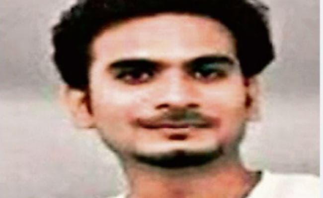 दर्जी का बेटा बना ऑल इंडिया सीए टॉपर, जानें कैसे बनायी रणनीति