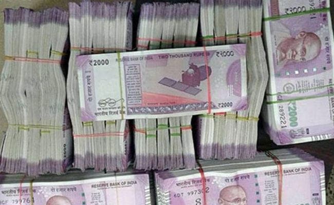 महाराष्ट्र : फेसबुक पर हुई दोस्ती, थाईलैंड की महिला ने ठग लिये 2.53 करोड़ रुपये