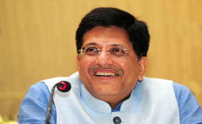 वित्त मंत्री गोयल का पाठ : सख्त रुख अख्तियार करने से बचें टैक्स ऑफिसर और टैक्स भरने में कारोबारी बरतें ईमानदारी