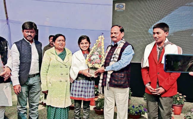 जमशेदपुर : 2022 तक नया भारत बनायेंगे: रघुवर दास