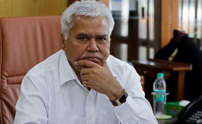 ट्राई के चेयरमैन आरएस शर्मा ने कहा, व्हाट्सएप, स्काइप और अन्य ओटीटी पर जल्द आ सकती हैं सिफारिशें