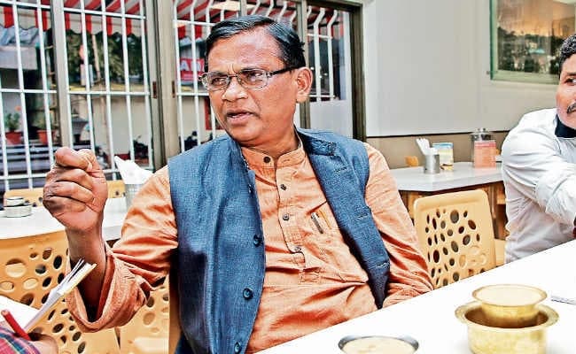 जमशेदपुर : वित्त मंत्री को देश के डॉक्टरों पर भरोसा नहीं