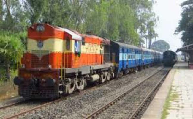 धनबाद : धनबाद-चंद्रपुरा रेल लाइन पर परिचालन 15 से