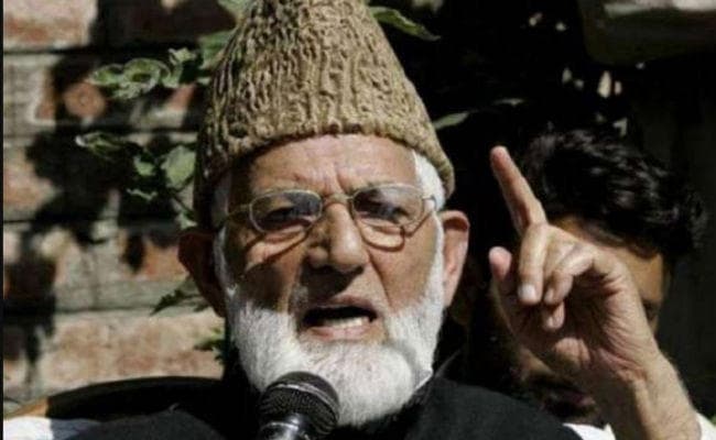 कश्मीर में अलगाववादियों की हड़ताल से जनजीवन बाधित