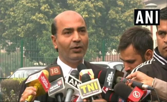 दिल्ली सरकार बनाम एलजी मामला : सुप्रीम कोर्ट ने ट्रांसफर-पोस्टिंग की जिम्मेदारी बांटी, AAP ने कहा फैसला स्पष्ट नहीं दिल्ली सरकार बनाम एलजी मामला : सुप्रीम कोर्ट ने ट्रांसफर-पोस्टिंग की जिम्मेदारी बांटी, AAP ने कहा फैसला स्पष्ट नहीं