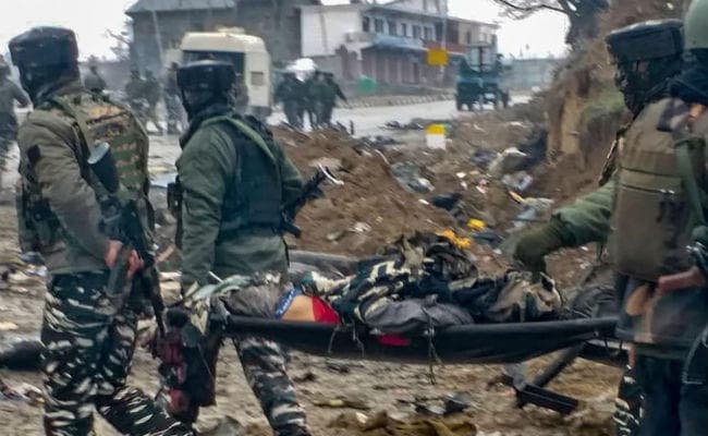 पुलवामा आतंकवादी हमला : मृतकों की संख्या 40 हुई
