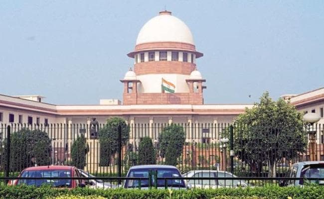चार साल की बच्ची से दुष्कर्म के दोषी शिक्षक की फांसी पर Supreme Court ने लगायी रोक