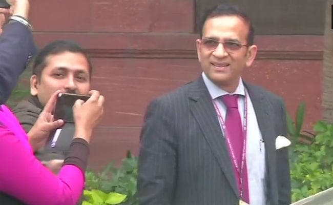 पुलवामा आतंकी हमला : पाकिस्तान में भारत के उच्चायुक्त बिसारिया दिल्ली पहुंचे