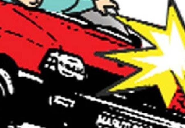 कर्नाटक में भाजपा विधायक की कार ने दो लोगों को रौंदा