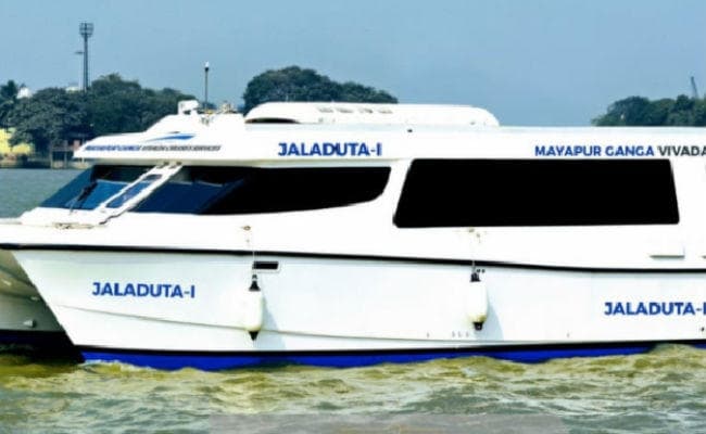 कोलकाता से मायापुर के लिए जलदूत 1 क्रूज सेवा शुरू