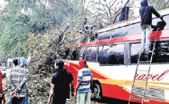 कोलकाता : काल बैशाखी ने दी दस्तक, आंधी-वज्रपात से छह लोगों की मौत