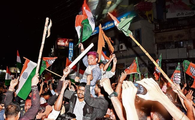 पीओके पर की गयी कार्रवाई का सबने किया स्वागत, शौर्य तथा पराक्रम को नमन