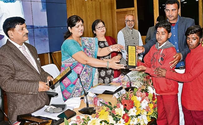 झारखंड के स्वच्छ विद्यालयों को मिलेगा दो लाख तक का इनाम