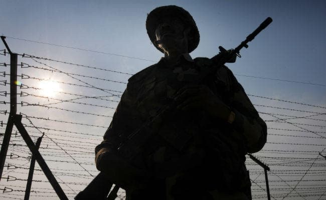 नहीं बाज आ रहा पाकिस्तान, उरी सेक्टर में संघर्ष विराम का उल्लंघन, मिला मुंहतोड़ जवाब