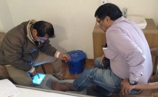 सेंटेवीटा अस्पताल में नि:शुल्क जांच शिवर, 72 मरीजों की हुई जांच