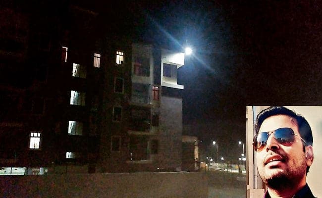 अग्रवाल भाई हत्याकांड : हत्या के बाद सिंहमोड़ पहुंचा लोकेश, पत्नी को साथ लेकर भागा पटना