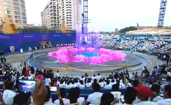 सशस्त्र बलों और पुलिस के लिए धीरूभाई अंबानी स्क्वायर में म्यूजिकल फाउंटेन शो 12 मार्च को