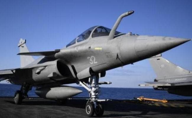 #Rafale : केंद्र ने कोर्ट में कहा - पुनर्विचार याचिकाओं संग दाखिल दस्तावेज देश की सुरक्षा के लिए खतरनाक