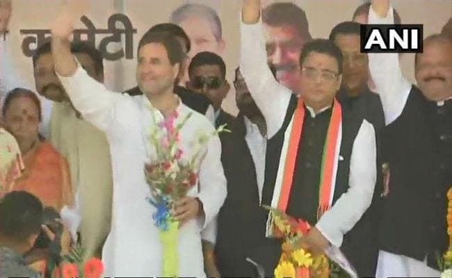 उत्तराखंड में BJP को लगा झटका: पूर्व सीएम और BJP MP बीसी खंडूड़ी के बेटे ने थामा कांग्रेस का दामन