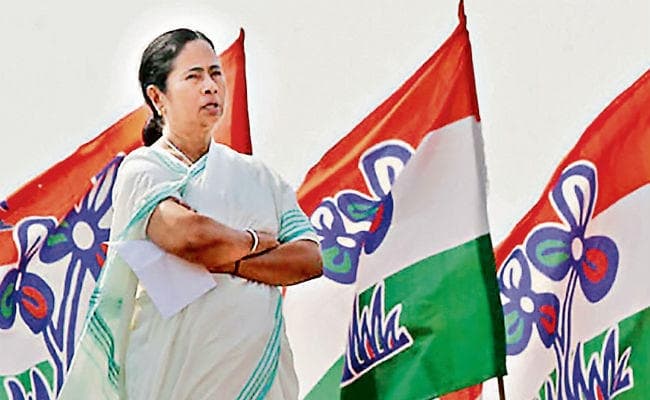 लोकसभा चुनाव 2019 : तृणमूल कांग्रेस में उभरने लगे असंतोष के स्वर, साथ छोड़ चुके हैं ये सांसद और विधायक