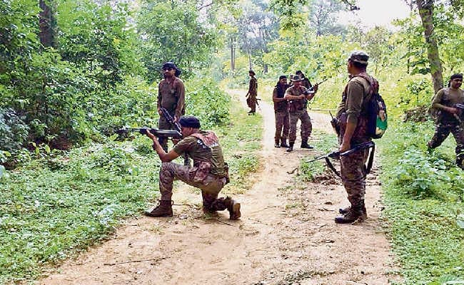 नवादा : पुलिस व नक्सलियों के बीच मुठभेड़ में एक नक्सली ढेर