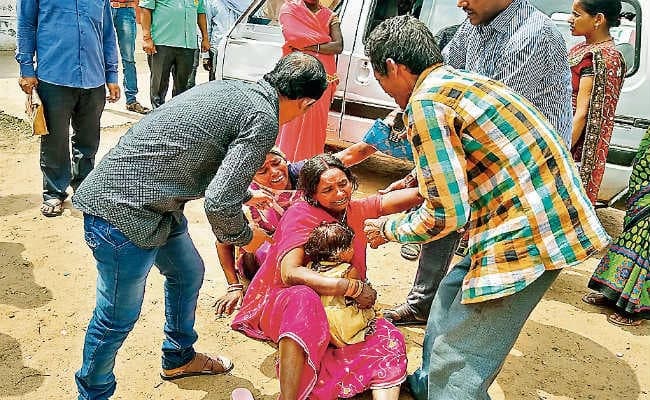 इटखोरी : पिता का इंतजार कर रहे बच्चे को वाहन ने कुचला