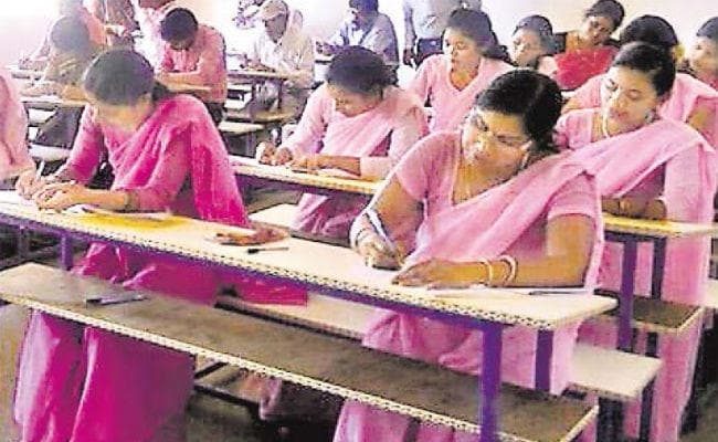 बीएड में प्रवेश के लिए एसटी-एससी को जेनरल के लाने होंगे बराबर अंक