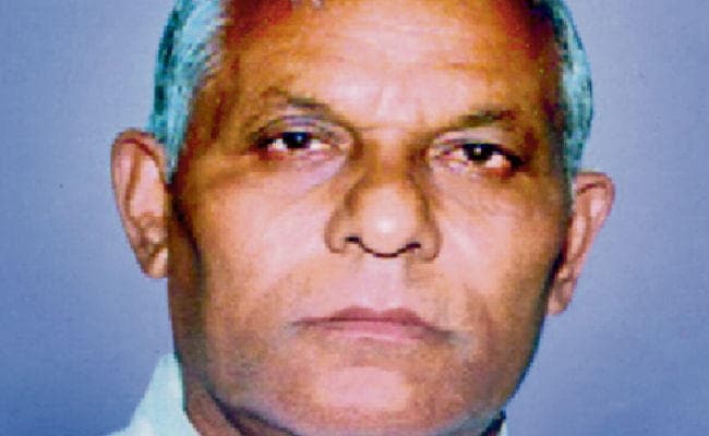 बगहा : टिकट नहीं मिलने से पूर्व सांसद व जदयू जिलाध्यक्ष कैलाश बैठा नाराज