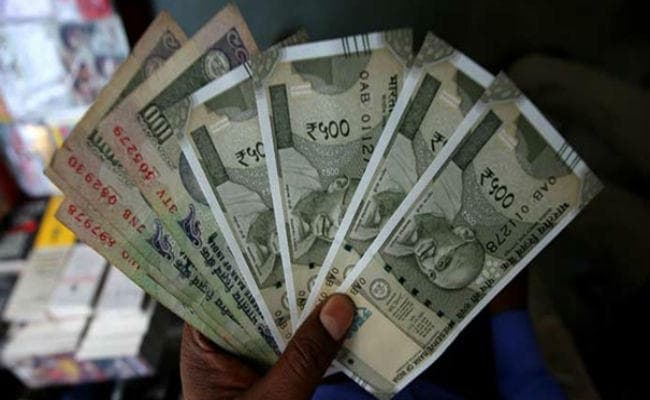 GST विभाग के ही दो अधिकारी निकले रिश्वतखोर, CBI ने रंगेहाथ धर दबोचा