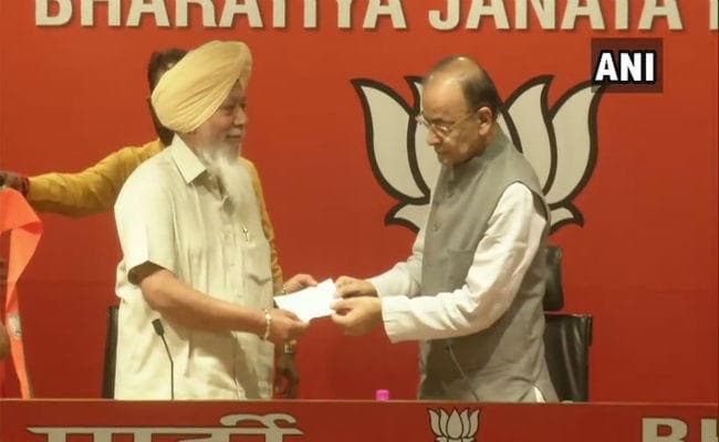 ”आप” को पंजाब में तगड़ा झटका, निलंबित सांसद हरिंदर ने थामा भाजपा का दामन