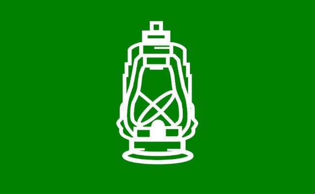 सियासी जंग में पहले ही पस्त हुआ राजद, बिखरा कुनबा