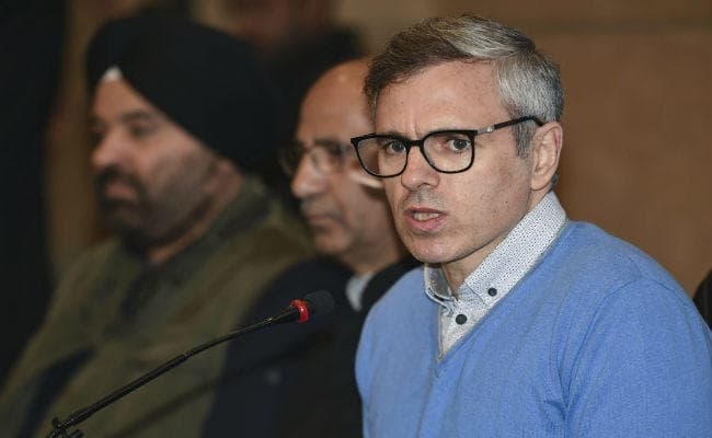 उमर अब्दुल्ला ने कहा- पांच साल के रिकॉर्ड की जगह डर के आधार पर जनता का समर्थन जुटा रहे PM Modi उमर अब्दुल्ला ने कहा- पांच साल के रिकॉर्ड की जगह डर के आधार पर जनता का समर्थन जुटा रहे PM Modi