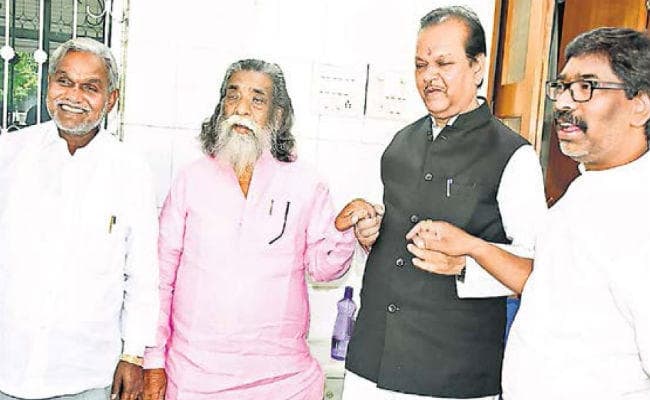 रांची : शिबू व हेमंत से मिले सुबोधकांत चुनाव तैयारियों पर की चर्चा