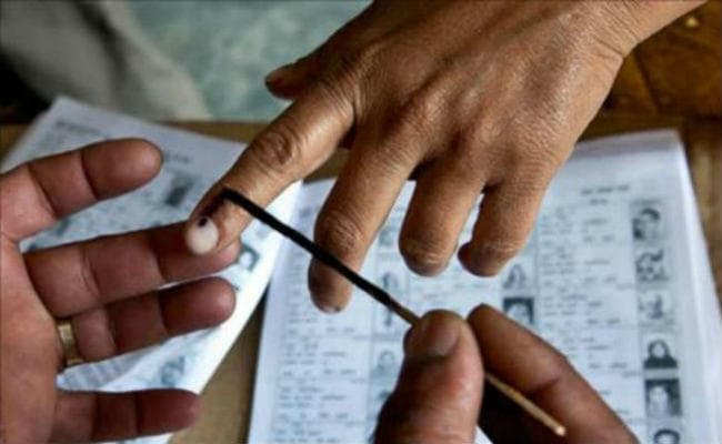 रांची : चुनाव कार्य में लगे स्कूल वाहन चालक व सह चालक भी देंगे वोट