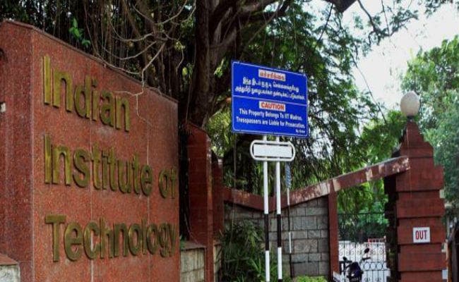 HRD ने उच्च शिक्षण संस्थानों की राष्ट्रीय रैंकिंग जारी की, IIT चेन्नई टॉप पर, JNU को सातवां स्थान