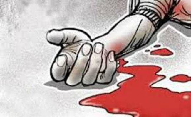 गुमला : मृत पशु काट रहे लोगों पर हमला, एक की मौत