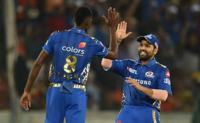 मुंबई ने बेंगलुरु को पांच विकेट से हराया