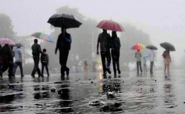 आज से तीन दिनों तक आंधी और भारी बारिश की चेतावनी