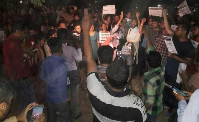 तृणमूल-भाजपा समर्थकों में झड़प, पांच घायल