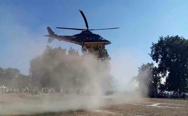 हेलीपैड पर अव्यवस्था, पाइलट का उड़ने से इनकार