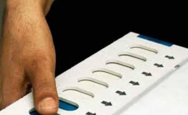 गीत के जरिये लोगों से वोट देने की अपील
