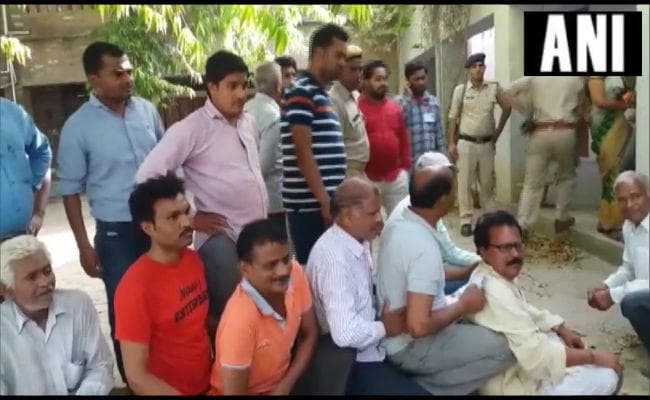 यूपी में 13 सीटों पर शाम छह बजे तक 57.58 प्रतिशत मतदान